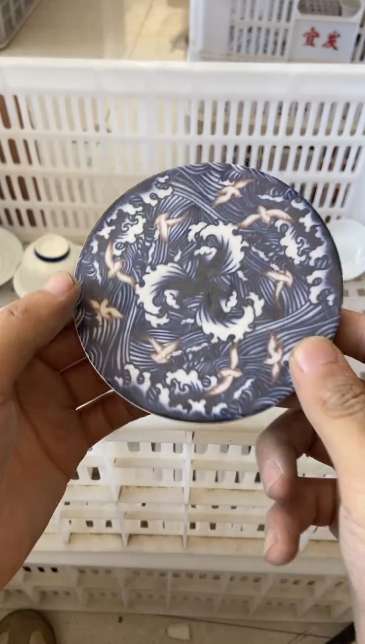 杯摄影的产品有使用过的痕迹有点脏介意勿拍