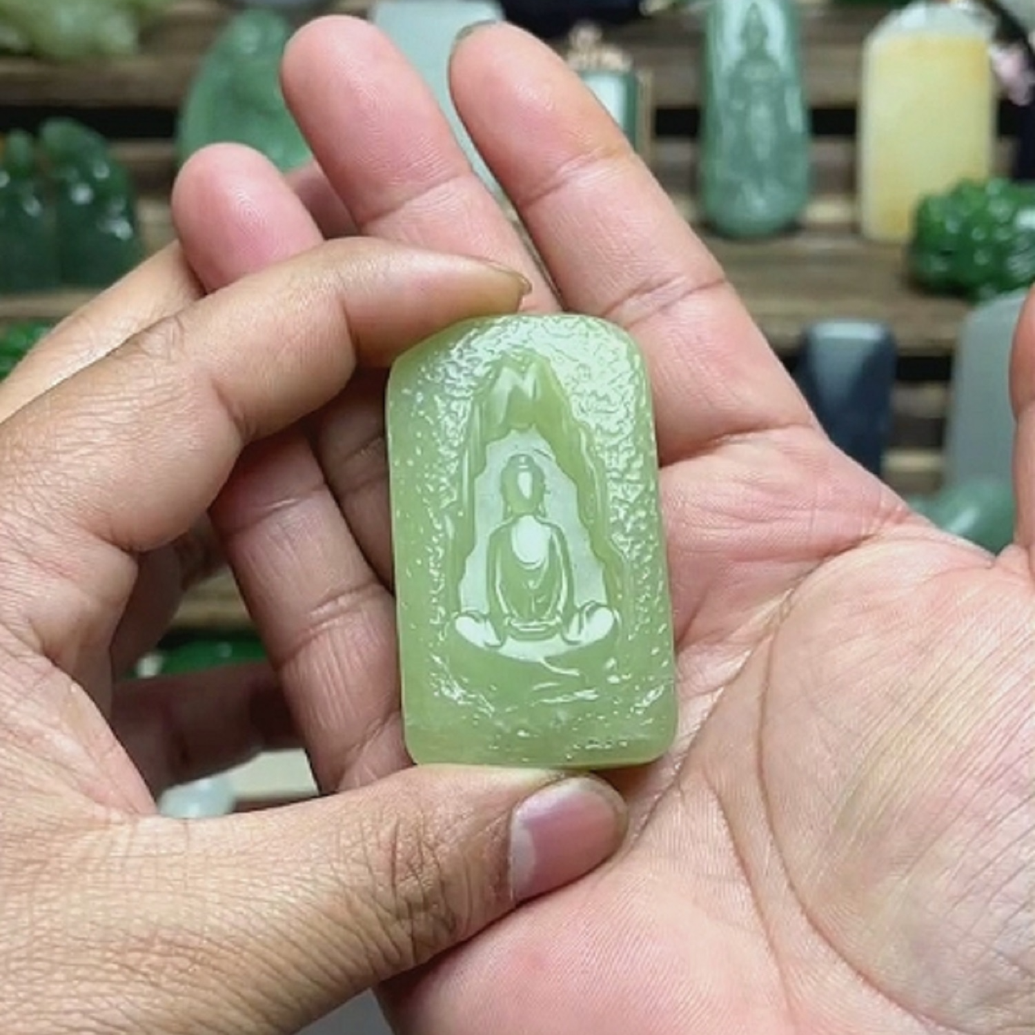 和田玉精美无相佛