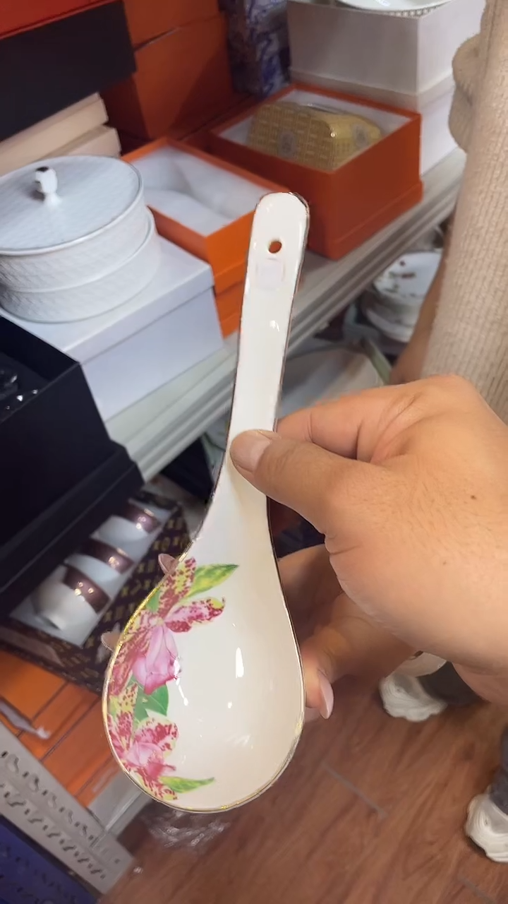 杯鸿辉家品牌瓷器，京东包邮！