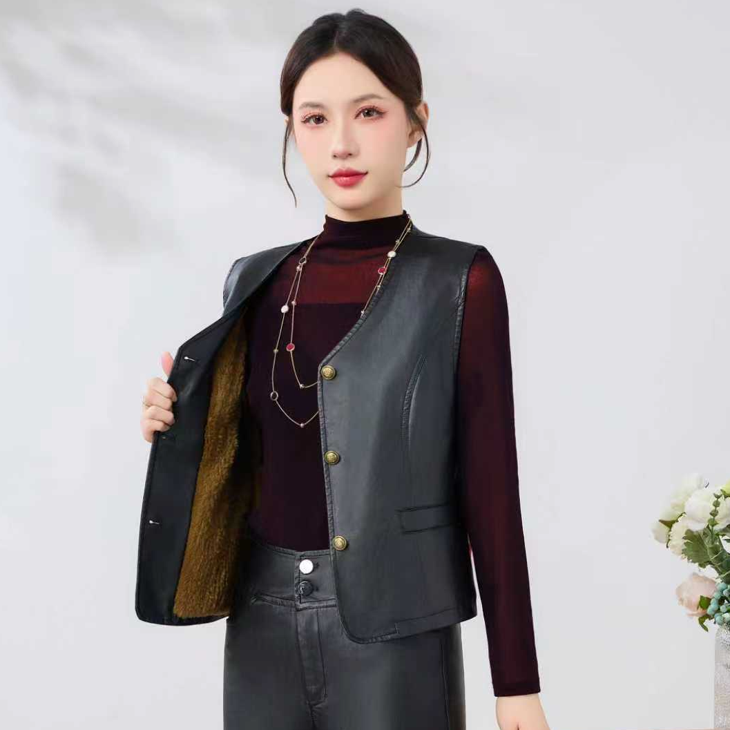 2025冬款v领皮衣马甲黑色常规款秋冬水洗常规无袖女装休闲