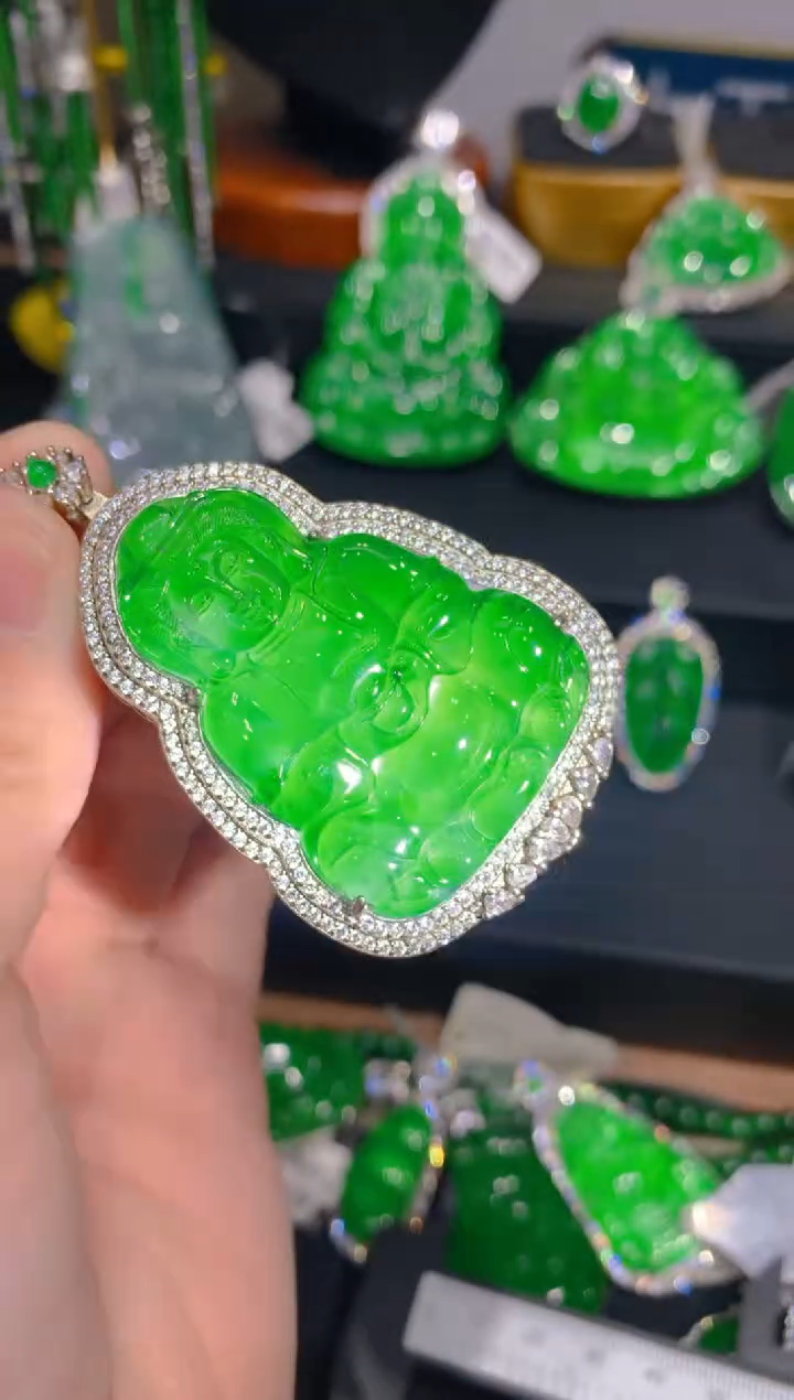 【闪购商品】翡翠颈饰银S925镶嵌83一季