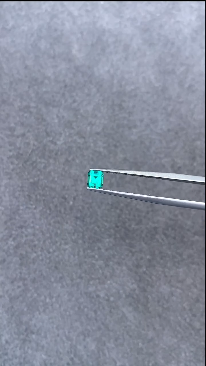 【闪购商品】祖母绿裸石未镶嵌41分