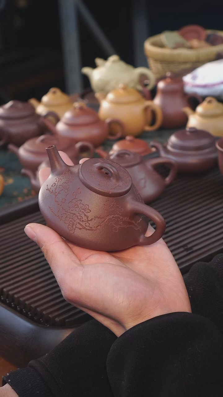 【闪购商品】紫砂茶壶蜀南140cc老式梅花子冶特练紫泥