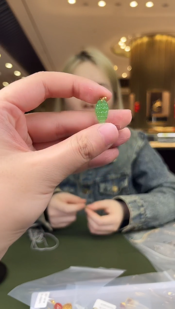 【闪购商品】和田玉颈饰18K金镶嵌SH0072 多样性发其一