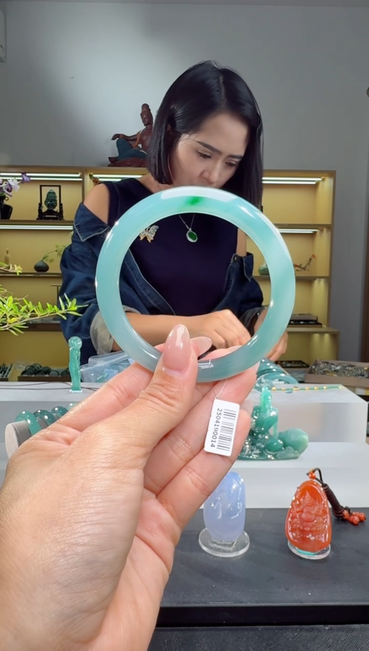 未镶嵌手镯翡翠58.4圈