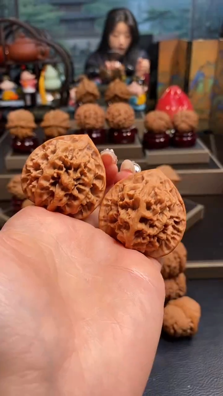 【闪购商品】文玩核桃吊坠K145帝王42