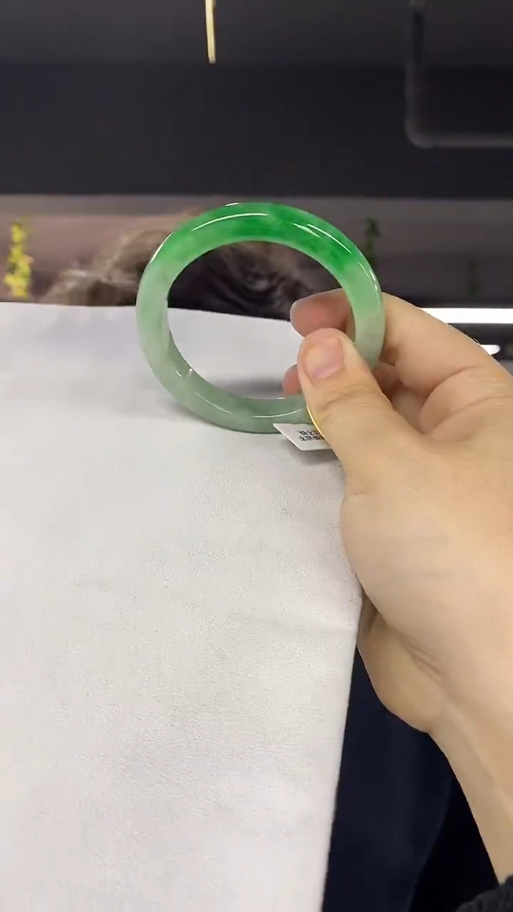 闪购链接 55.3圈口未镶嵌多样性发其一颜色微差（57）