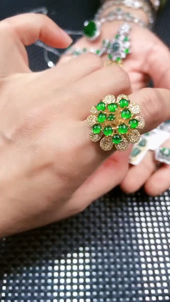 【闪购商品】翡翠戒指未镶嵌11111111
