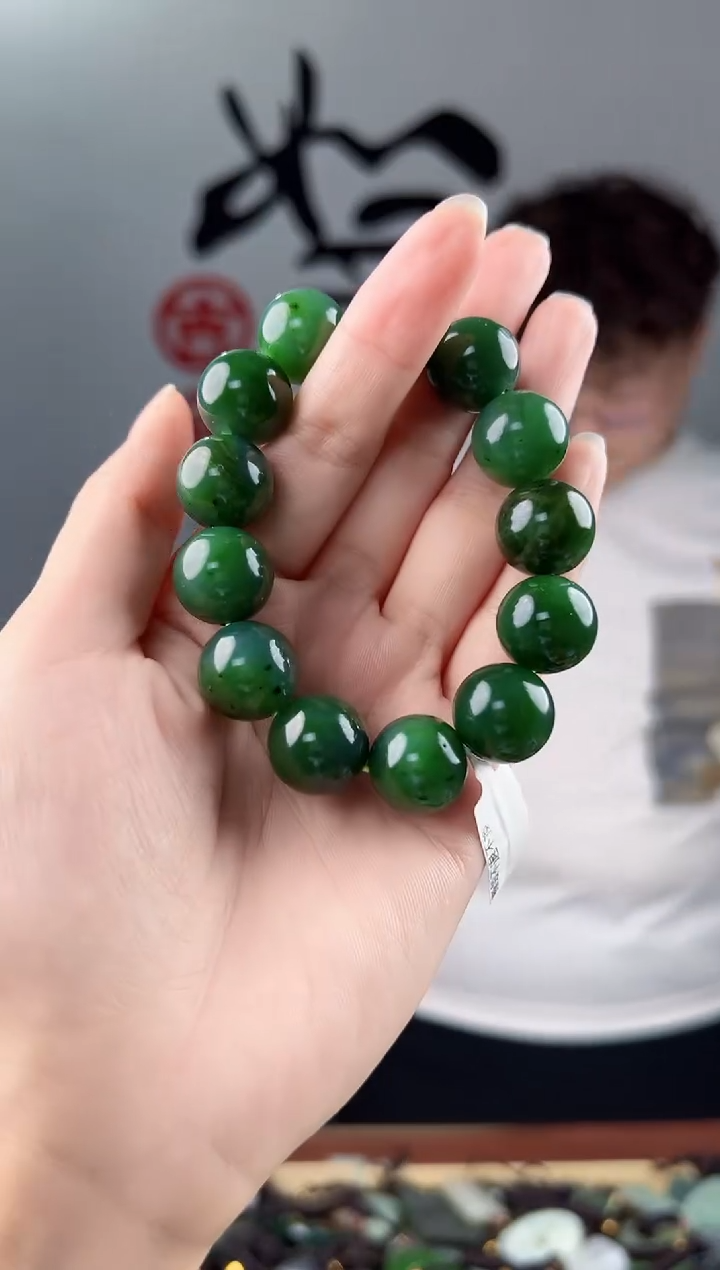 和田玉未镶嵌颈饰拍一发一，多样性发货