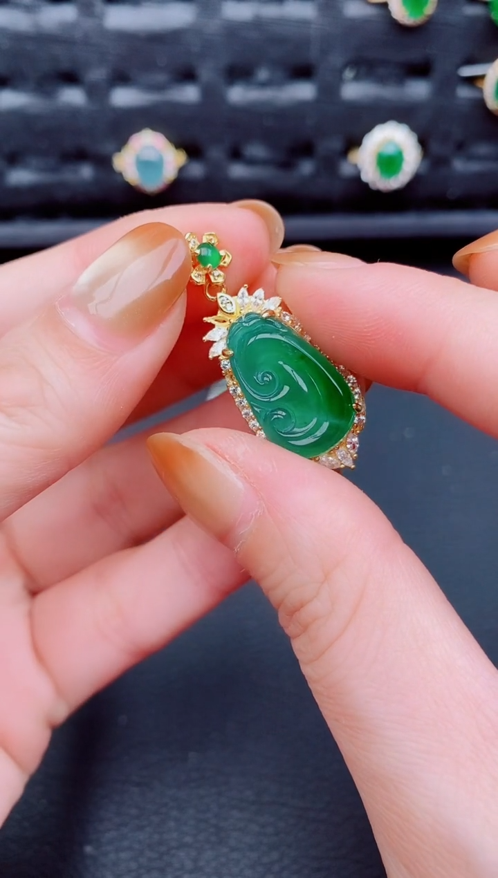 【闪购商品】翡翠颈饰银S925镶嵌天然a货翡翠877