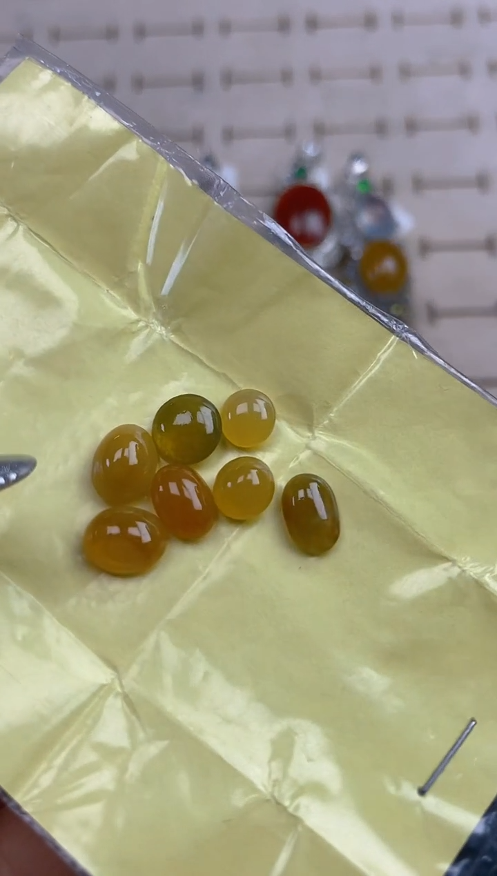 定制翡翠未镶嵌天然翡翠蛋面118