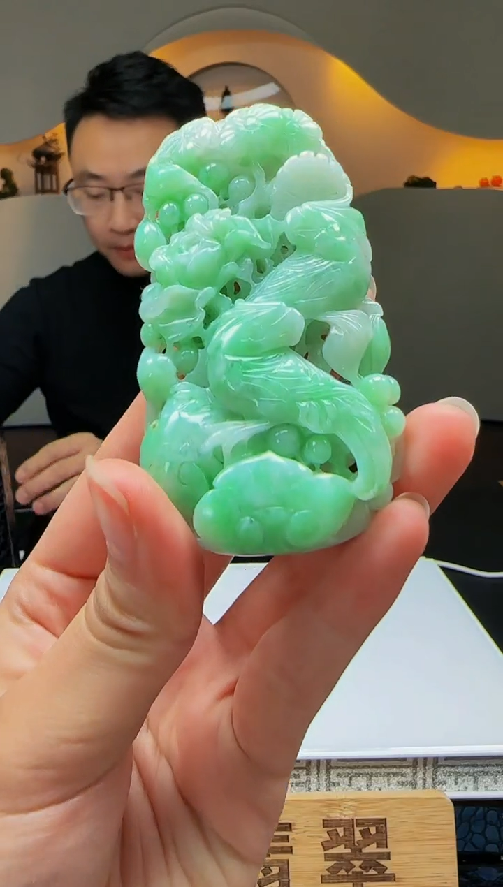 【闪购商品】定制翡翠未镶嵌Q03573翡翠毛货