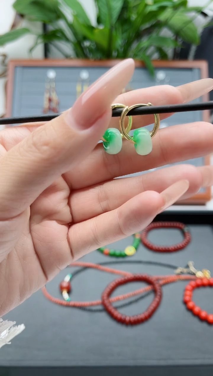 【闪购商品】翡翠耳饰银S925镀金镶嵌8829翡翠耳扣