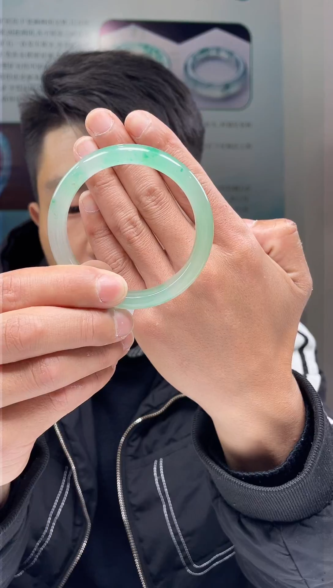 【闪购商品】石英质玉手镯未镶嵌非洲翠手镯多样性发货