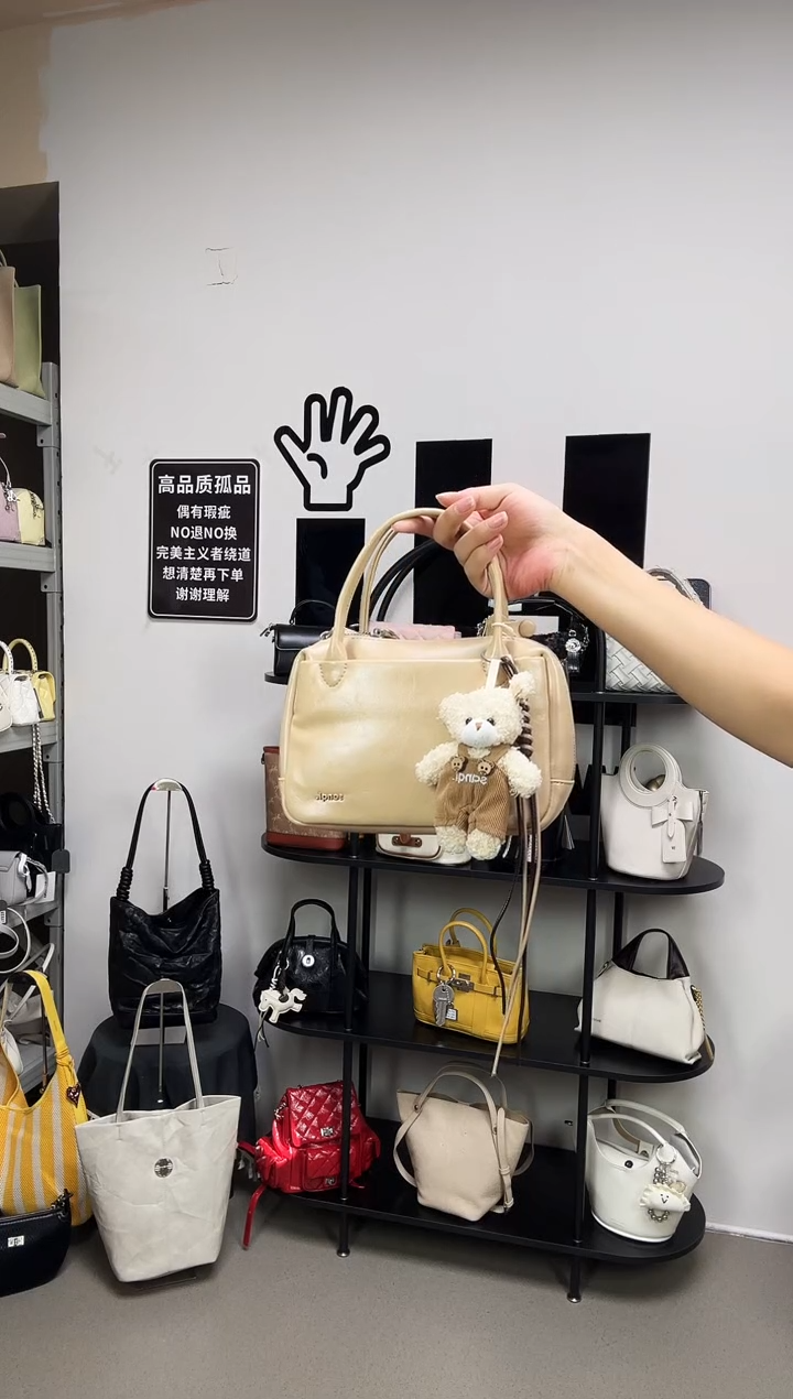 牛皮（革）彩汐小众女包编号：75