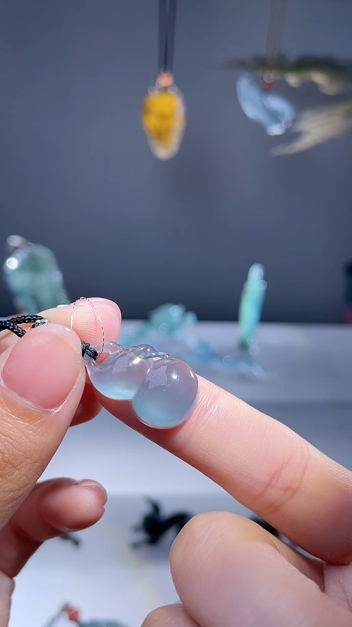 颈饰未镶嵌翡翠葫芦