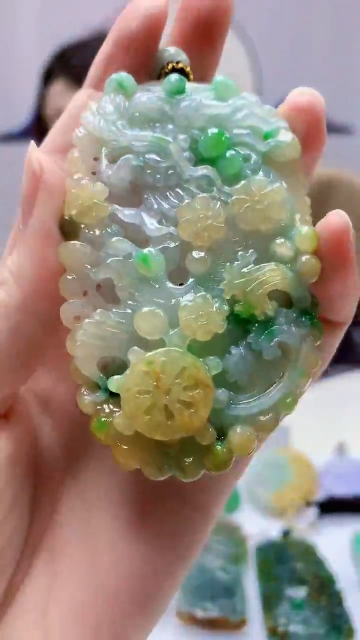 【闪购商品】定制翡翠未镶嵌4829zm-毛货挂件龙鱼112