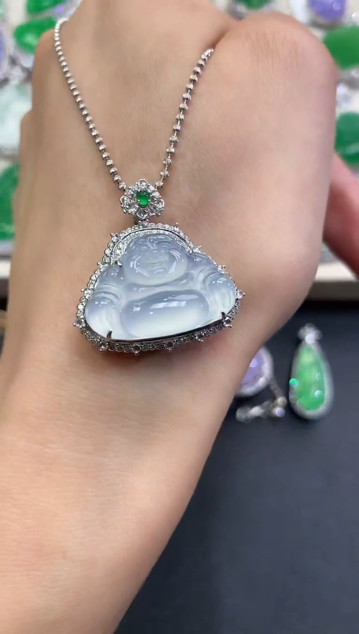 【闪购商品】翡翠吊坠(不含链)18K金镶嵌q78          