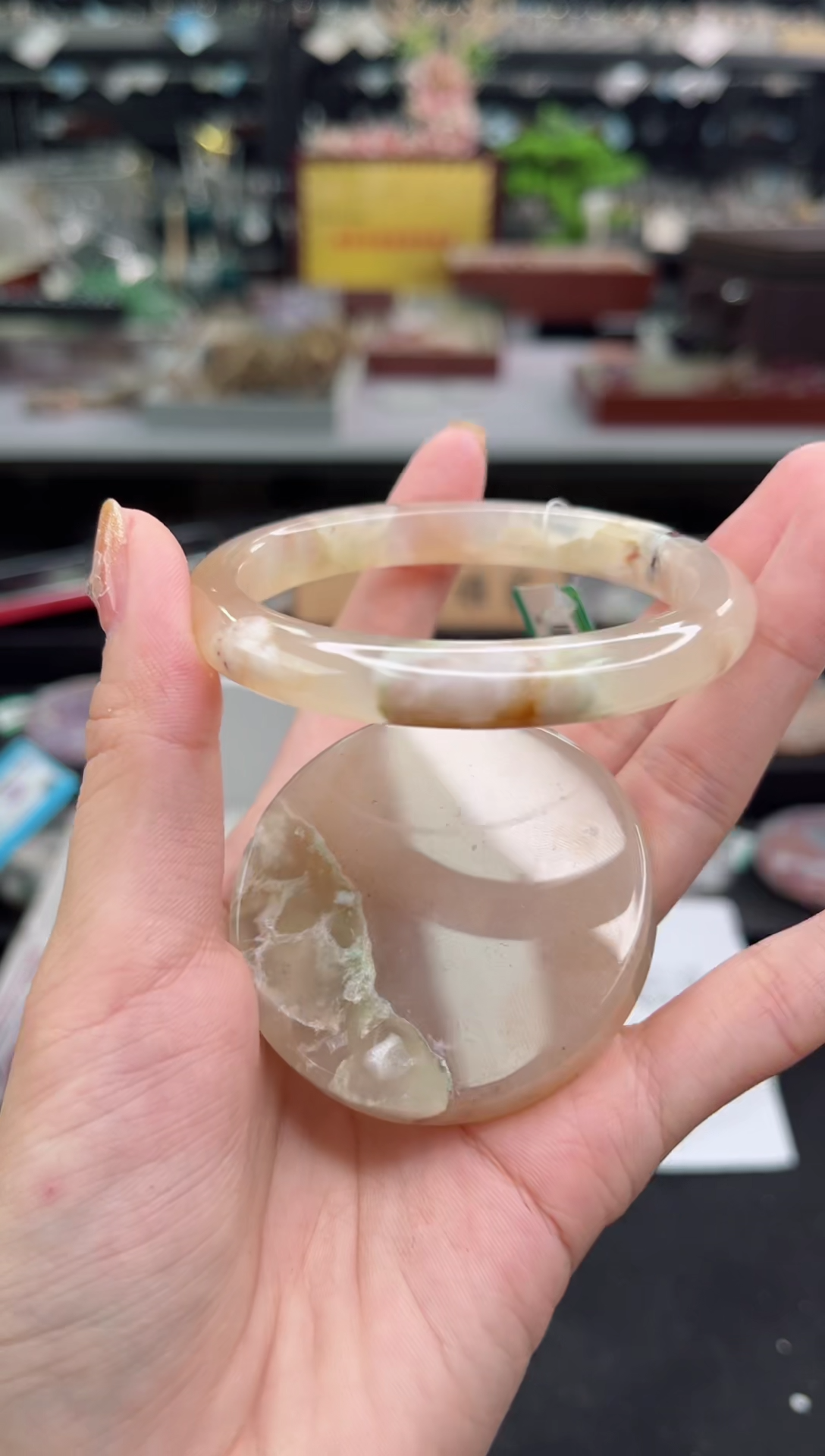 【闪购商品】石英质玉手镯未镶嵌56圈口（赠品镯心）1660299
