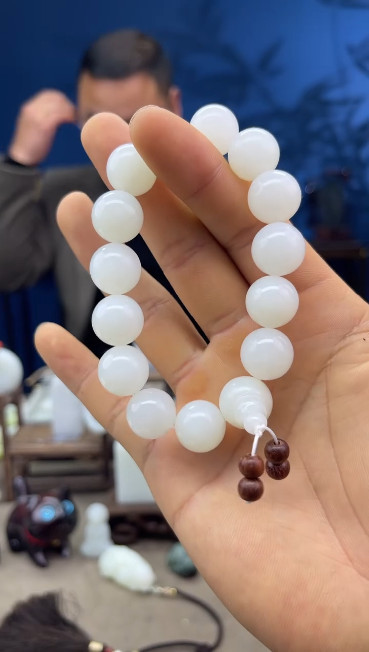 【闪购商品】和田玉颈饰未镶嵌1