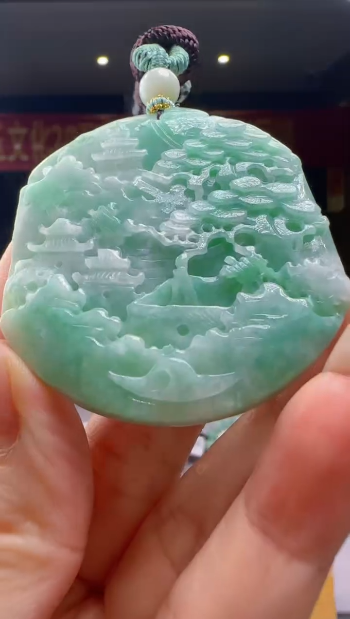 翡翠未镶嵌颈饰YJ@@WS1WX35797
