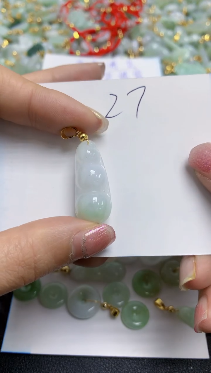 【闪购商品】翡翠颈饰合金天然翡翠A货