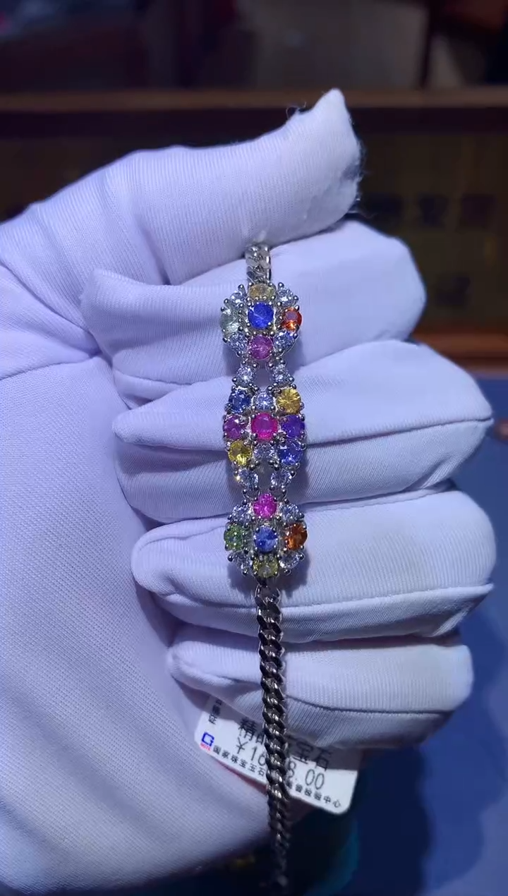 【闪购商品】蓝宝石手链银S925镶嵌........