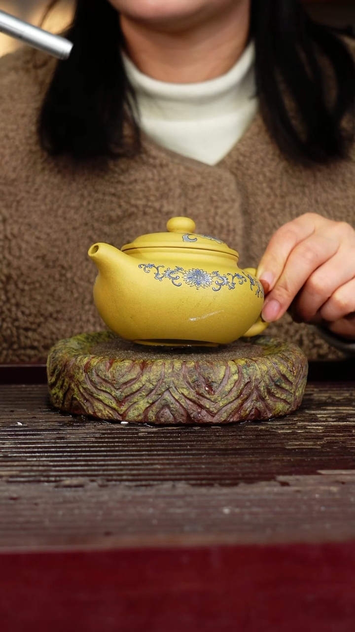 宜兴原矿紫砂壶茶壶宜兴原矿紫砂壶茶壶200C