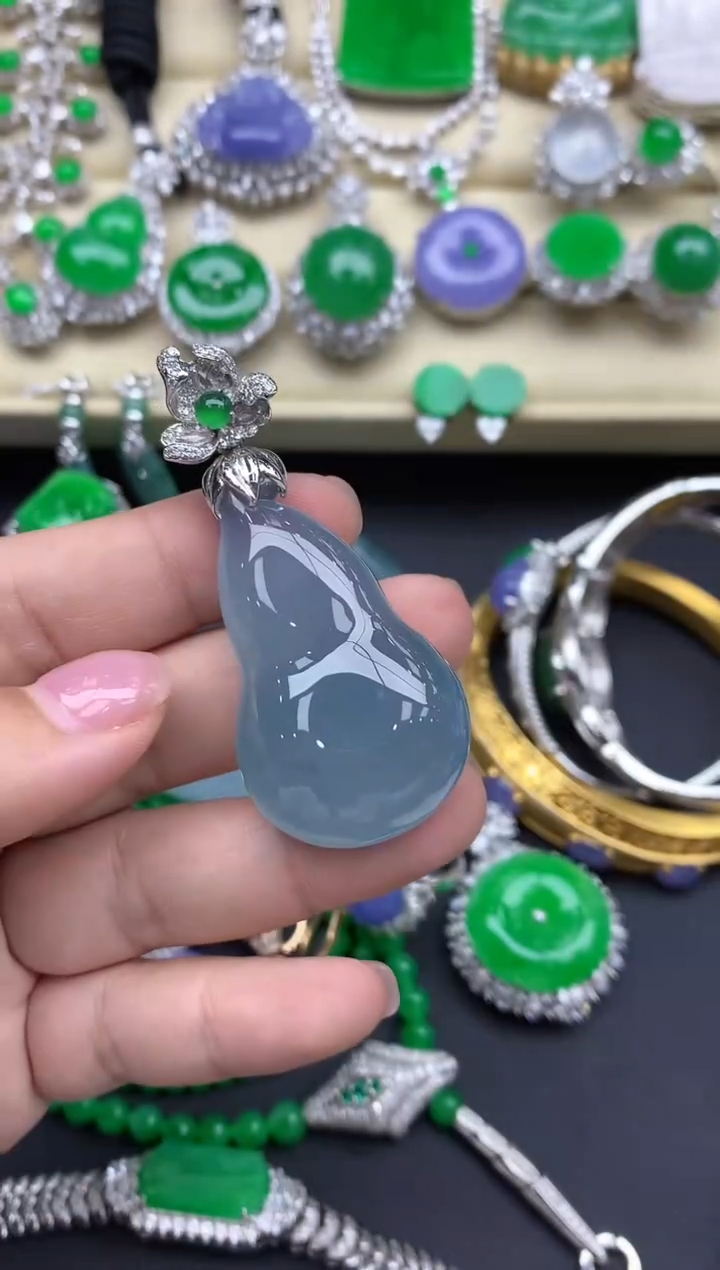 【闪购商品】翡翠颈饰18K金镶嵌707-中国好珍宝