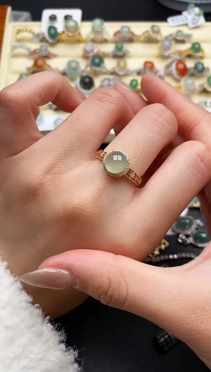 【闪购商品】翡翠戒指银S925镶嵌66666666+4