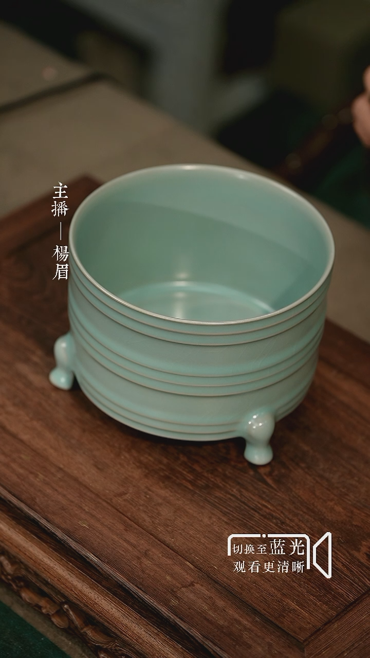 14公分三足玄纹樽-无底款-全品-眉