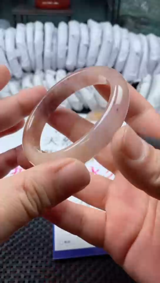 【闪购商品】石英质玉手镯未镶嵌164-59多样性发货看清圈口下单