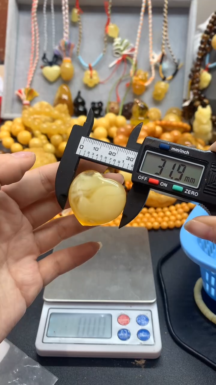 【闪购商品】琥珀珠宝奇石未镶嵌765