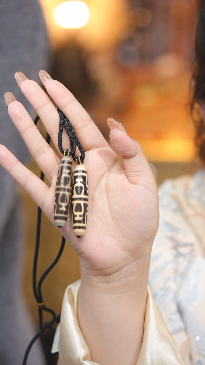 【闪购商品】玛瑙/玉髓颈饰未镶嵌Q30833八宝瓶项链多样性发一