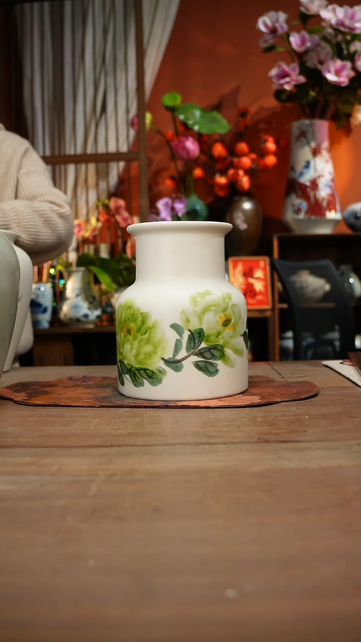 当代高温釉下彩手绘陶瓷餐具