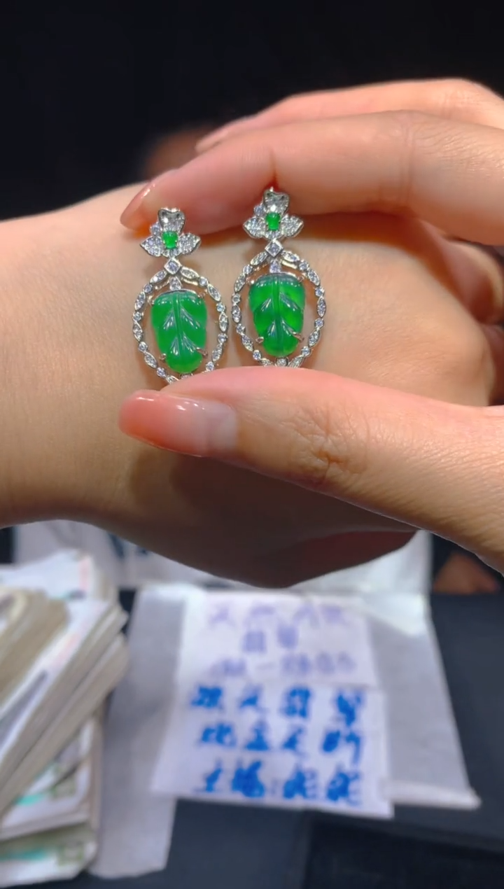 【闪购商品】定制翡翠未镶嵌30多样性发货（发其一）