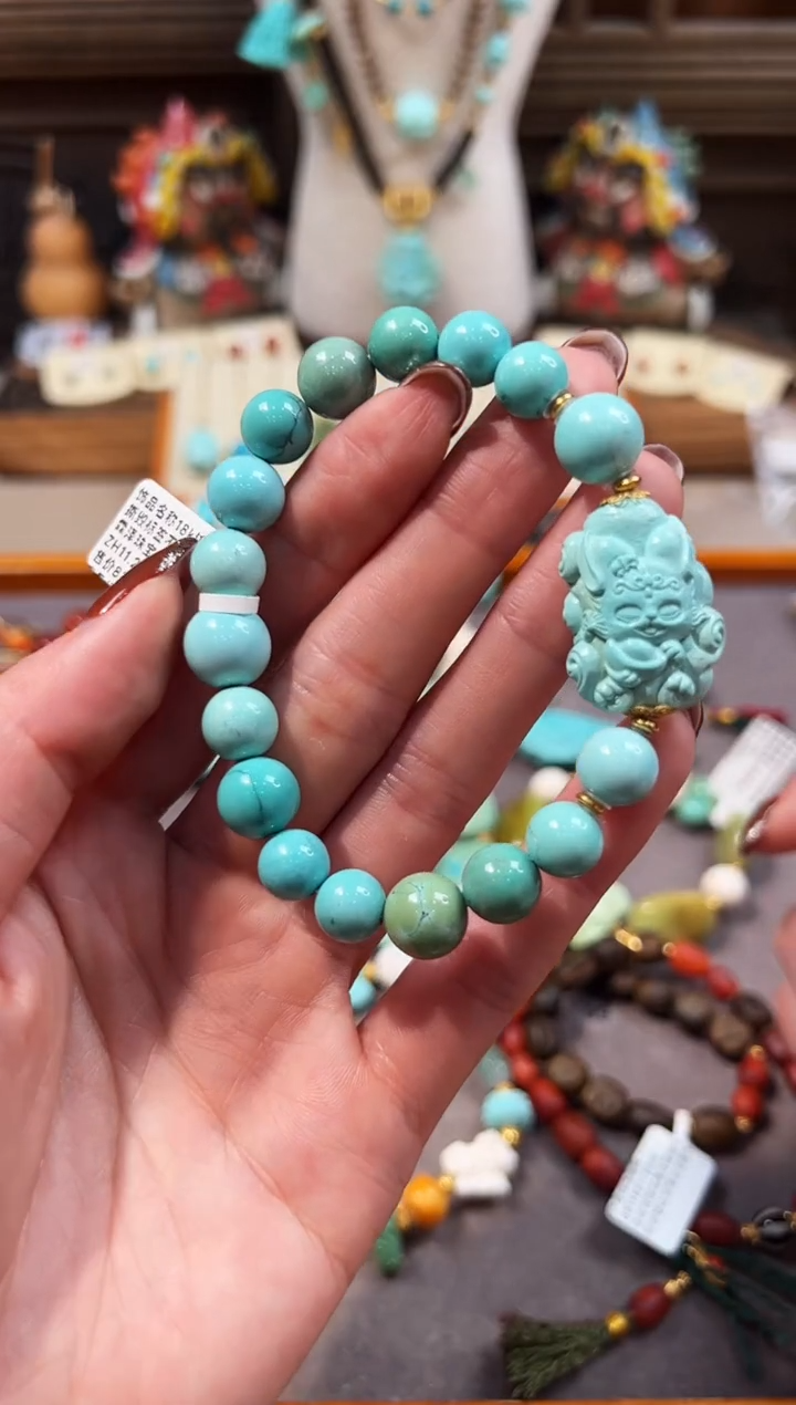 18K金镶嵌绿松石手链凤九圆珠手链