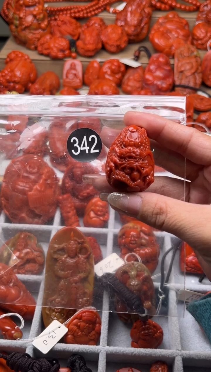 【闪购商品】南红玛瑙珠宝奇石未镶嵌342