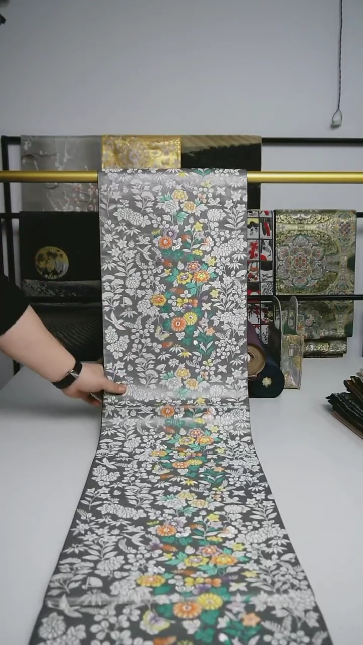 【闪购商品】织绣织锦72六通花卉