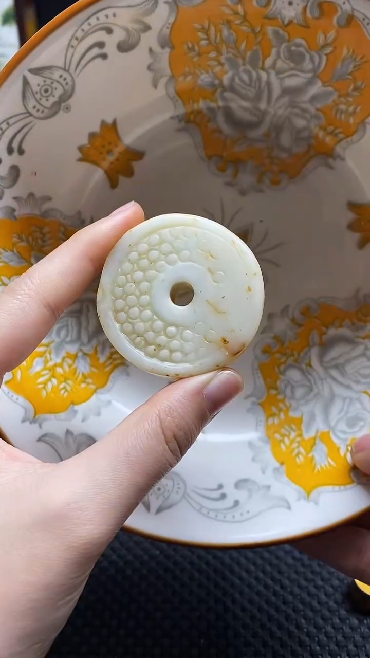 【闪购商品】瓷片瓷片 瓷器 摆件1个