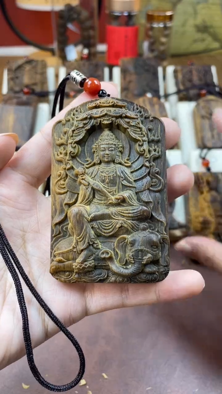 木木雕款芽庄十二生肖守护 普贤菩萨8cm送养香瓶