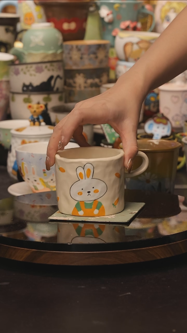 景德镇釉下彩绘设计师款式陶瓷