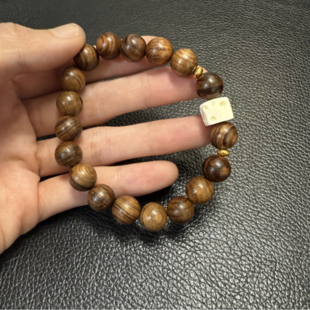 精美手串（无礼盒）04025