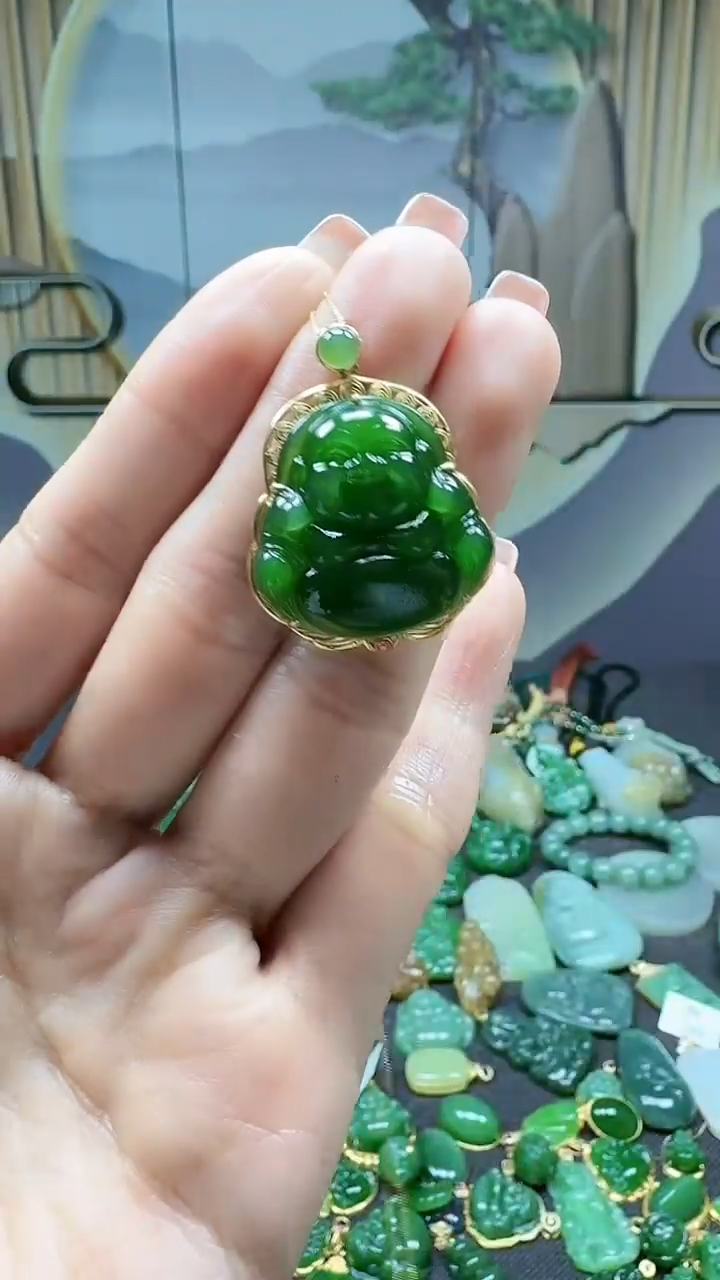 【闪购商品】和田玉挂件18K金镶嵌1