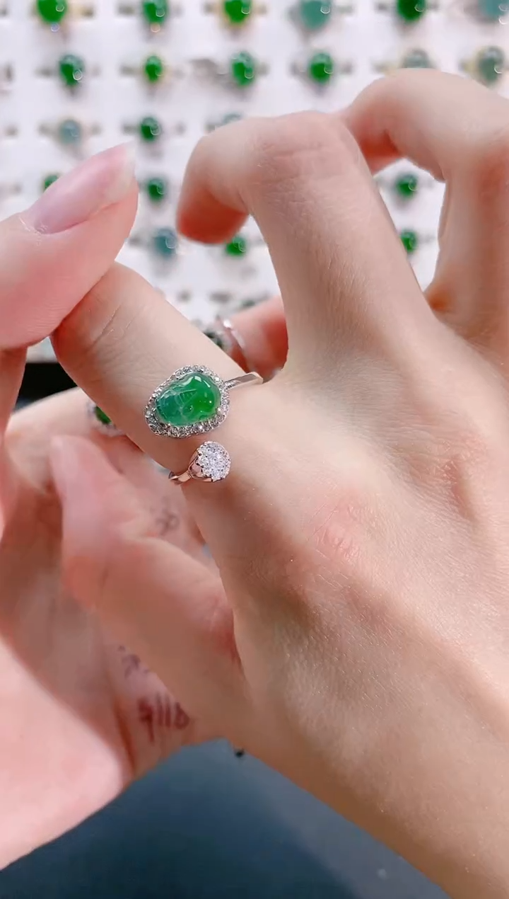 【闪购商品】翡翠戒指银S925镶嵌天然翡翠