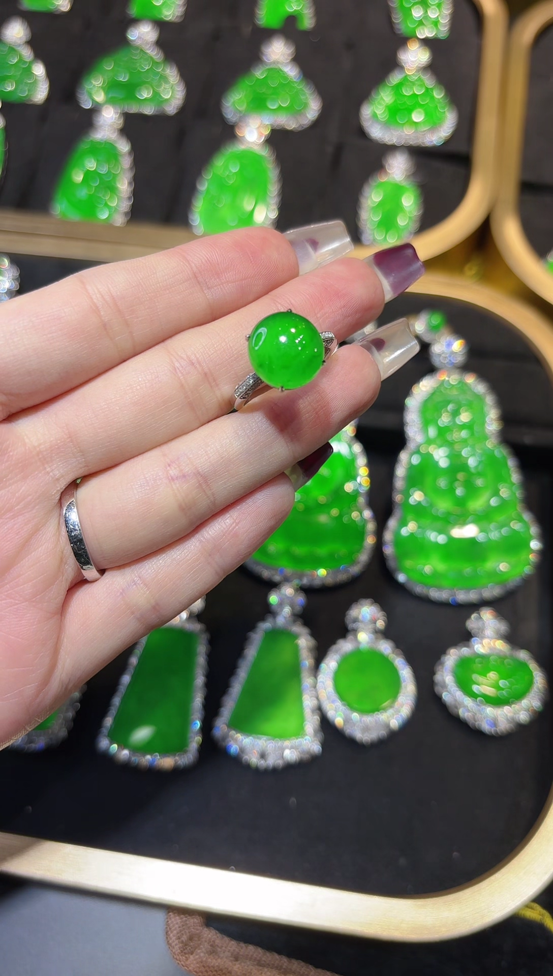 【闪购商品】翡翠戒指18K金镶嵌戒指天然A货翡翠