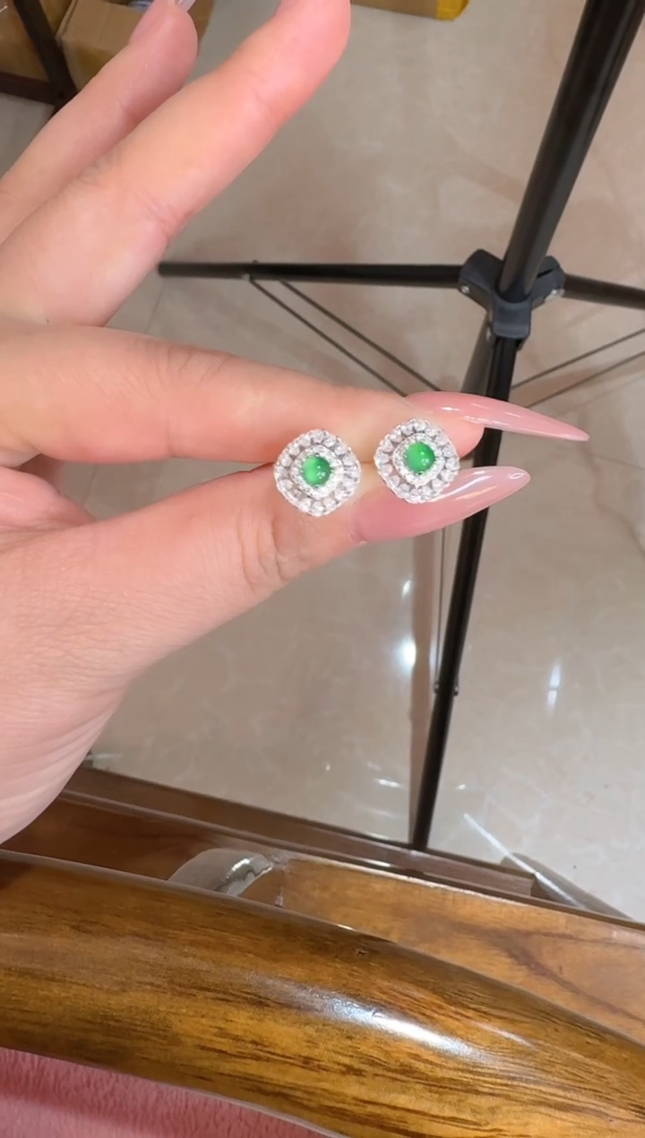 【闪购商品】翡翠耳饰银S925镶嵌天然A货翡翠耳钉