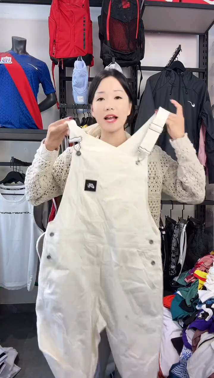 695  ·编码 瑕疵款直播间过款为准 尺码·M