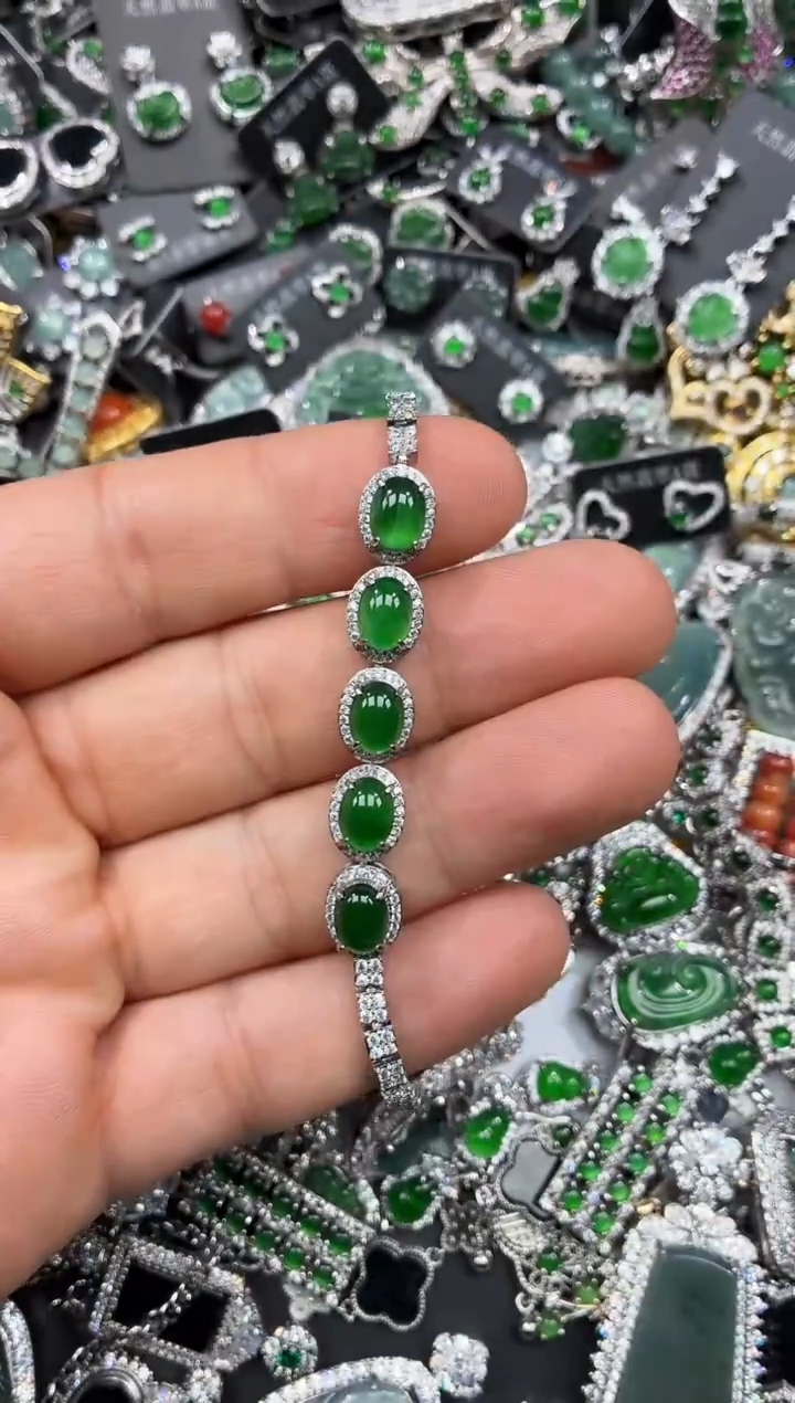 颈饰未镶嵌翡翠V240手链