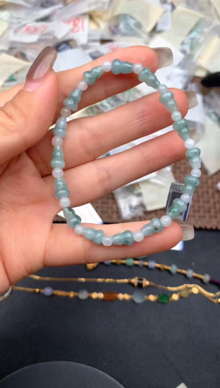 未镶嵌挂件翡翠一